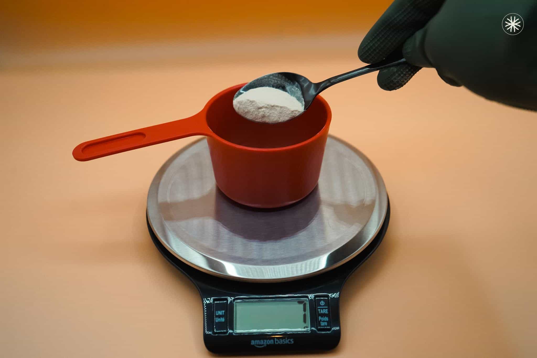 Weighing the MEA mixture